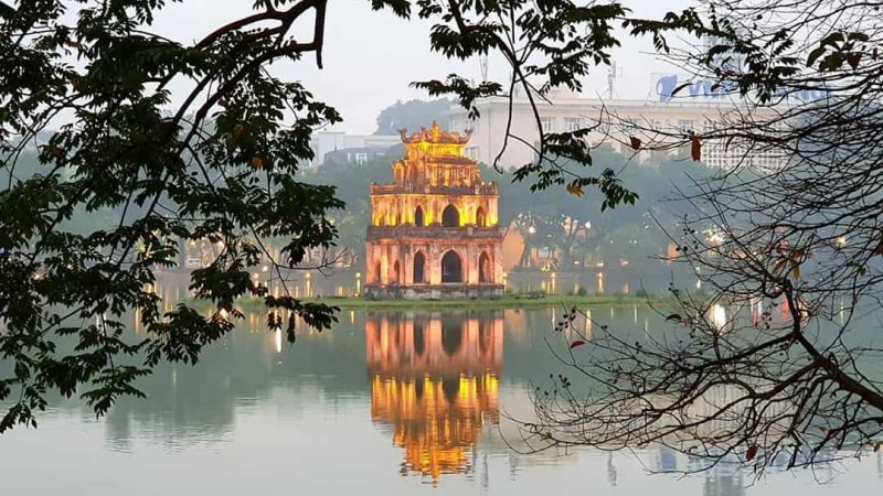 10 ngôi chùa không thể bỏ qua khi đi du lịch Hà Nội