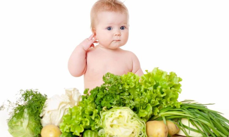 Nắm rõ thực đơn dinh dưỡng cho bé từ 0 – 12 tháng tuổi