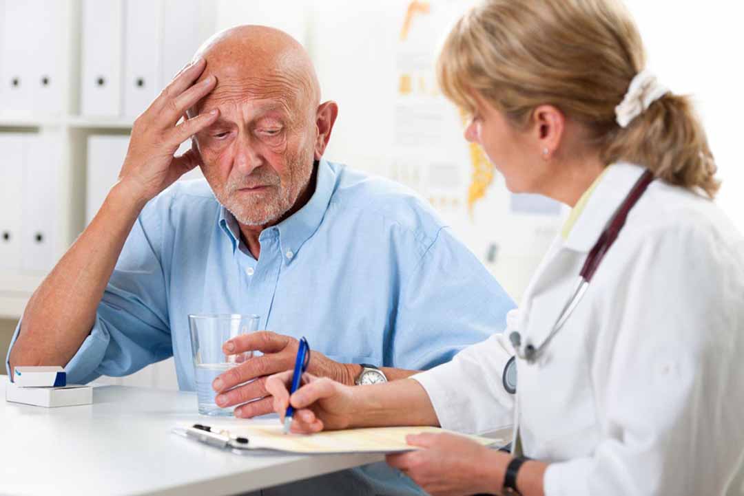 Nguyên nhân và giải pháp cho hội chứng chán ăn của người già